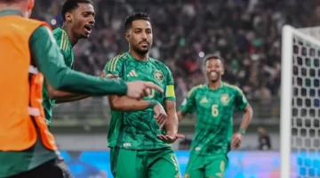 تصدر منتخب السعودية المجموعات بتأهله لربع نهائي كأس العرب بعد الفوز 3 1 على جزر القمر 1